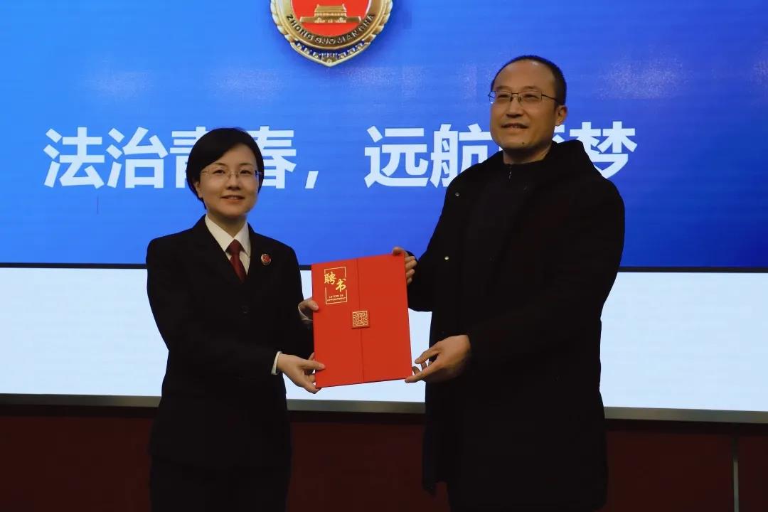 南京市玄武高级中学：检察长走进“开学第一课”2.jpg